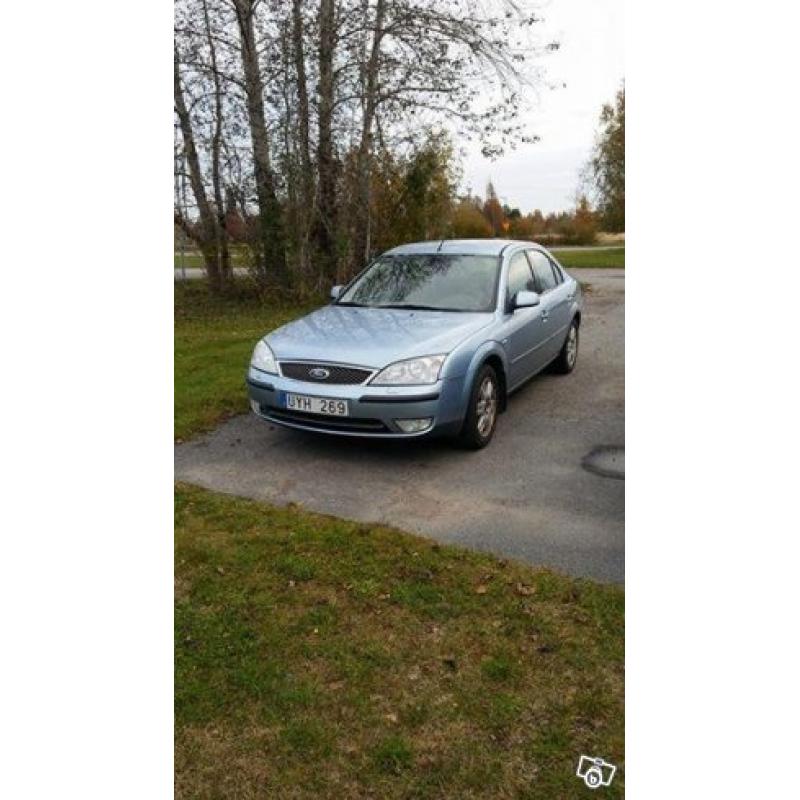 Ford Mondeo 2.0 i bra skick -04