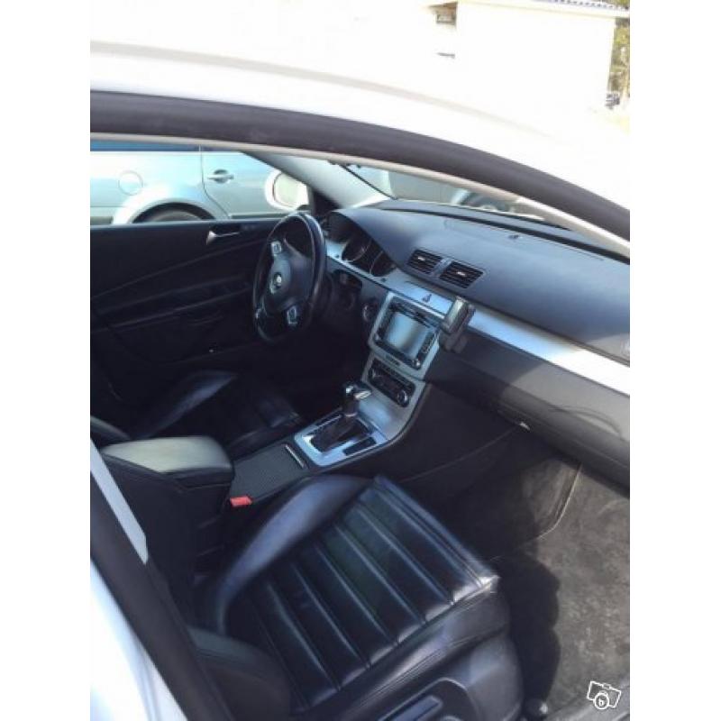 Volkswagen Passat 2.0 TDI R-Line 4M -10