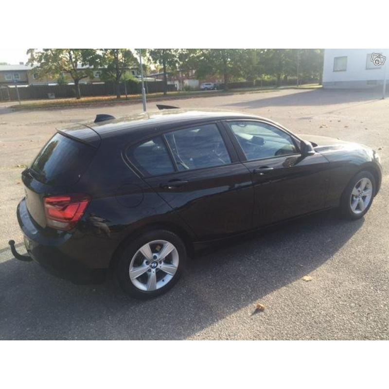 BMW 118d Aut Sportline -13