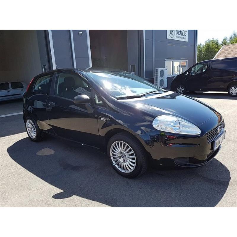 Fiat Punto 1.2 GRANDE / NY KAMREM / FIN BIL -06