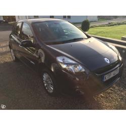 Renault Clio III 1,2 Fint Skick -10