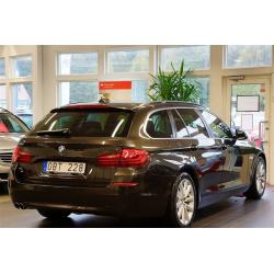 BMW 520 dA TOURING xDrive / VÄLUTRUSTAD / SVE -14