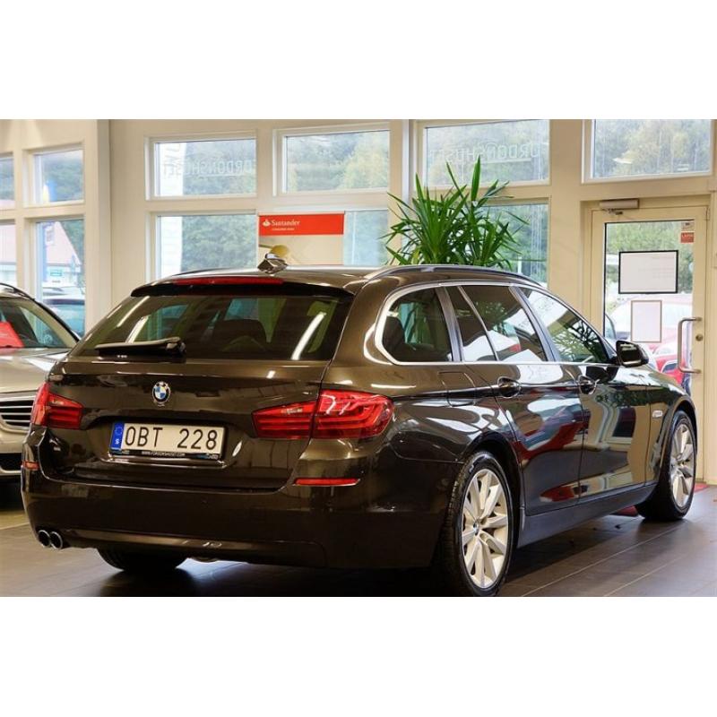 BMW 520 dA TOURING xDrive / VÄLUTRUSTAD / SVE -14