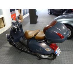 Vespa Piaggio 250 -09