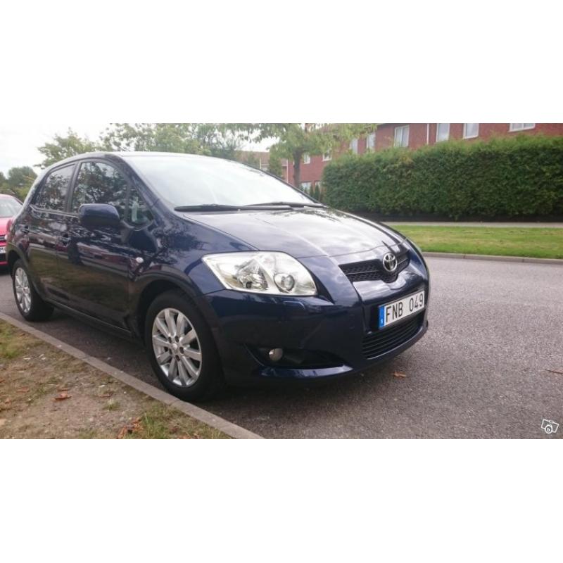 TOYOTA Auris 1.6 VVT- i, 5dr, 13000mil -07