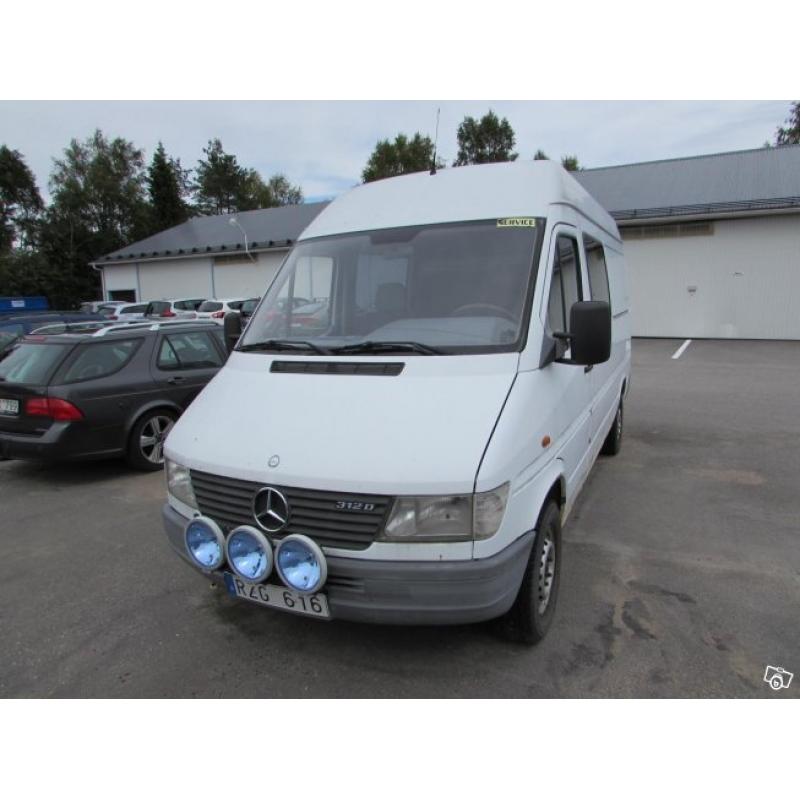 Mercedes-Benz Sprinter 312D Dubbelhytt -96