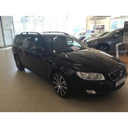 Volvo V70 II D4 Classic Sport -16