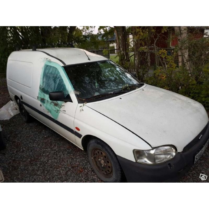 Ford escort express 1,8d -01