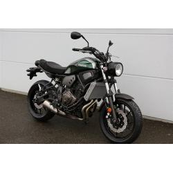 Yamaha XSR 700 -16