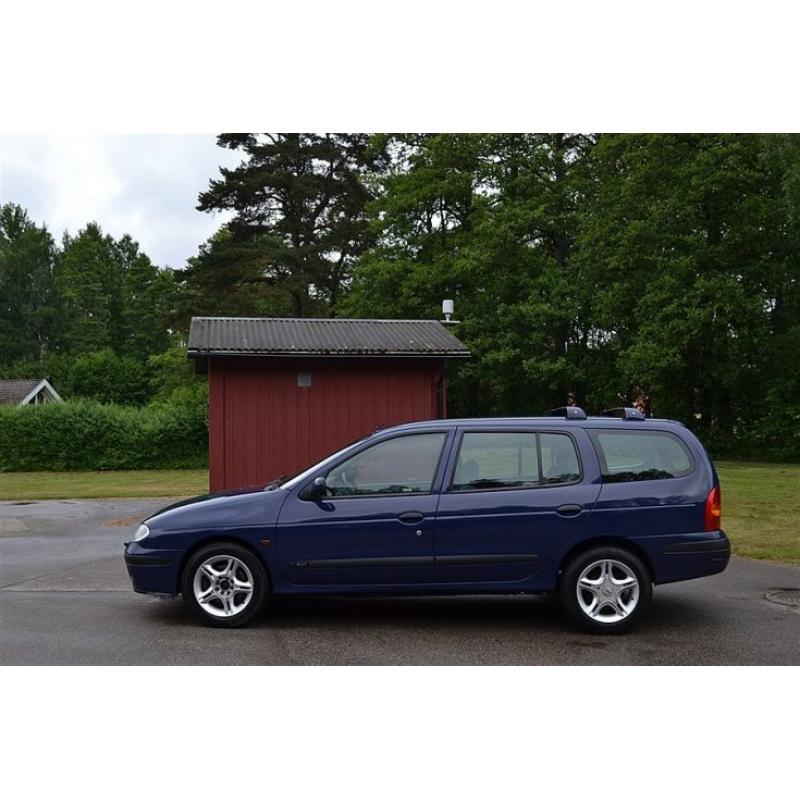 Renault Mégane 1.6 16V Kombi (107hk) -00