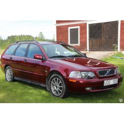 Volvo V40 2.0T Trophy -04