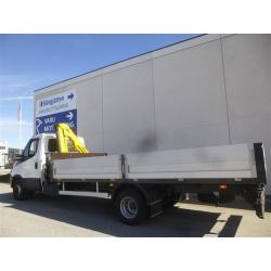 Iveco Flakbil med kran Totalvikt 7200kg -16