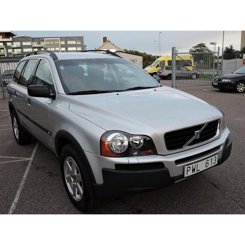 Volvo XC90 2.5T EN ÄGARE / 7-Sits / ACC / Dra -03