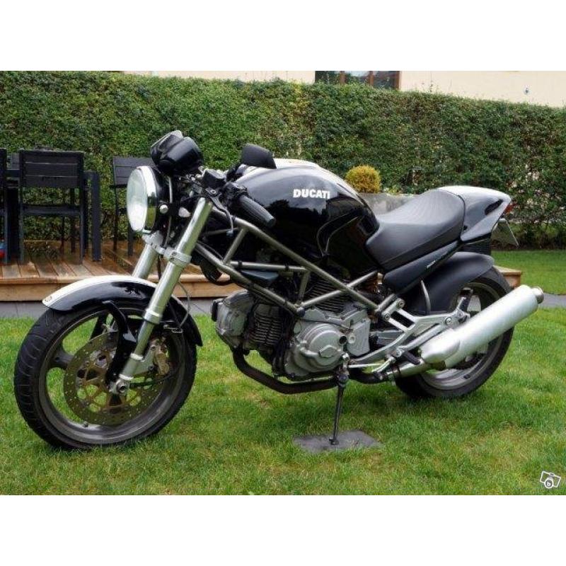 Ducati Monster 600 -01