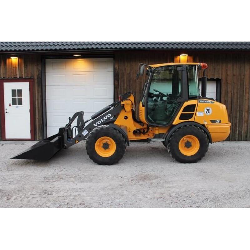 Volvo L25F 312 Timmar Nya Redskap