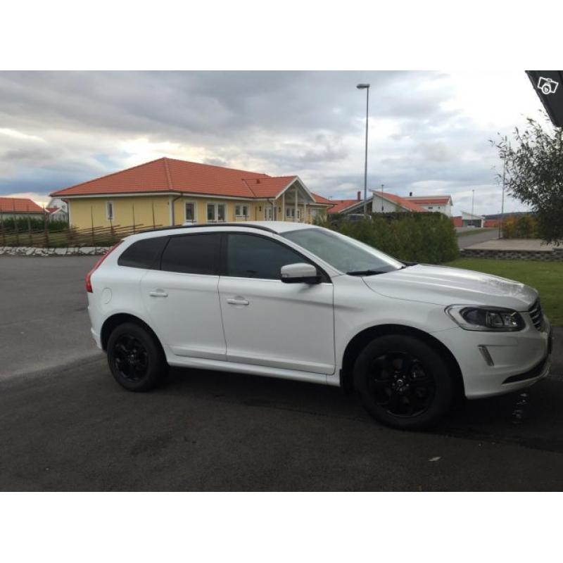 Volvo XC60 D4 AWD -14