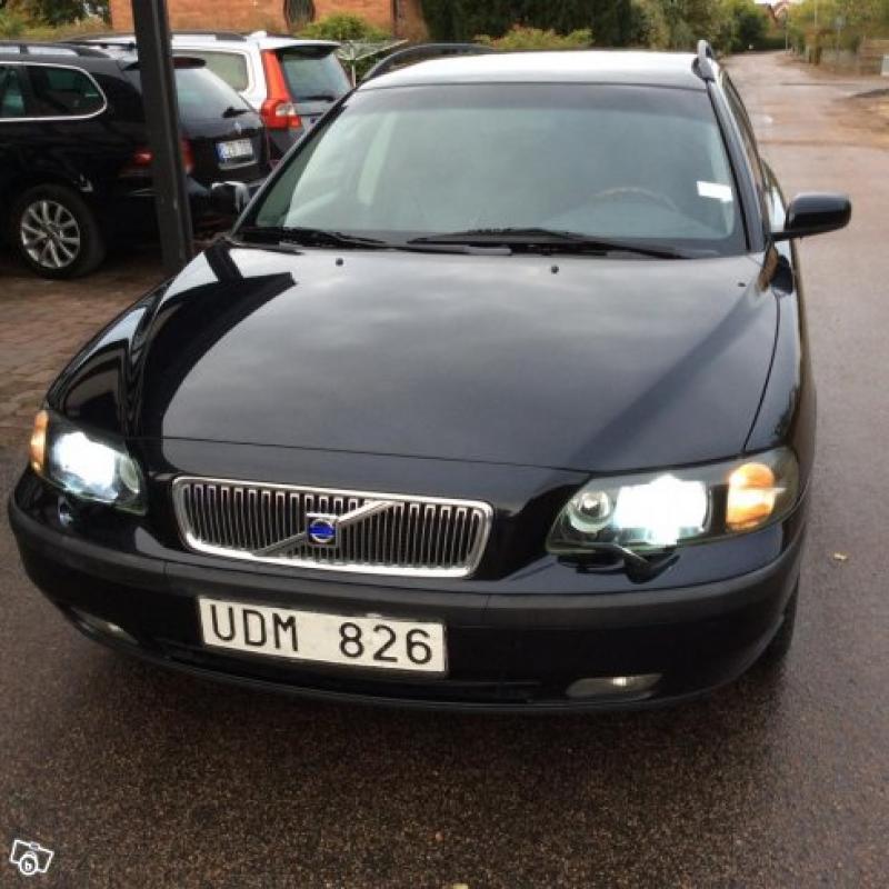 Volvo V70, 2,5T Business++Autom, Skinn, Trä -04