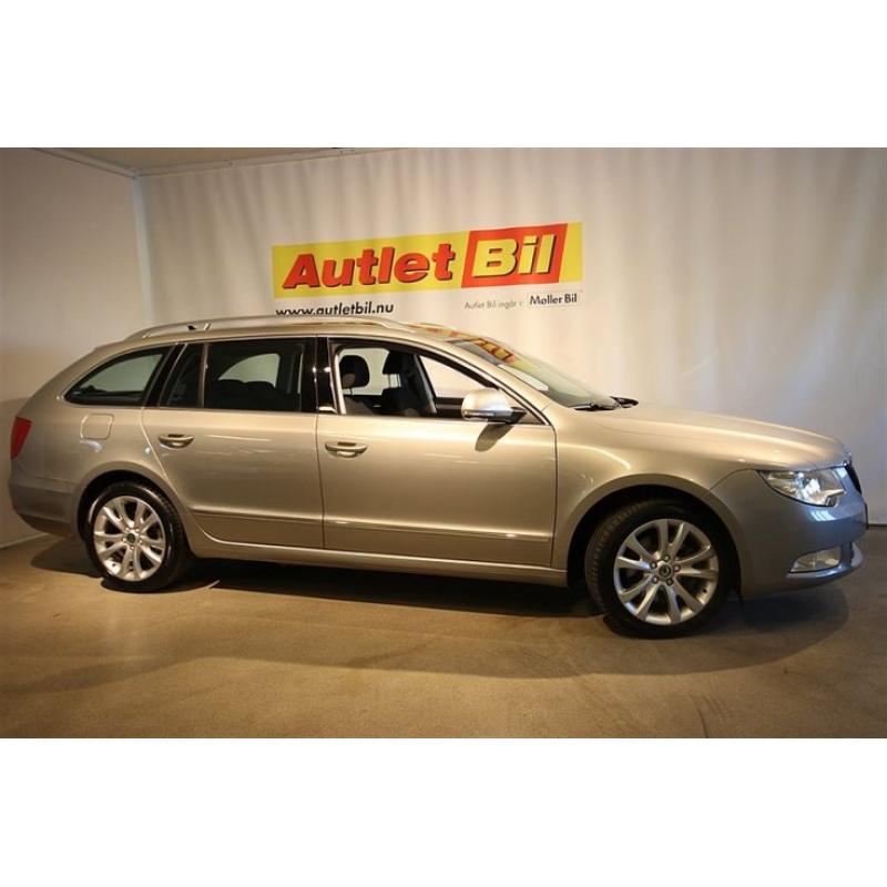 Skoda Superb Combi TDI 140 4X4 AUT NAV S&V -13