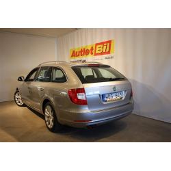 Skoda Superb Combi TDI 140 4X4 AUT NAV S&V -13