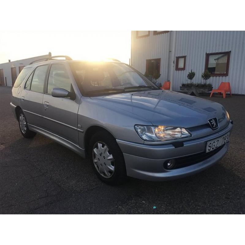 Peugeot 306 1.8 XT Kombi (112hk) -01