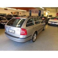 Skoda Octavia II 2.0 TDI Kombi 4X4 (140hk) DR -07