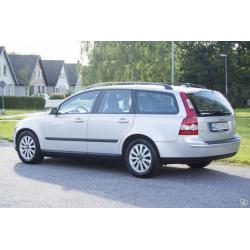 Volvo V50 2.4 Kinetic 140 hk (12 500 mil) -05