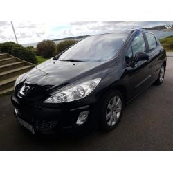 Välskött PEUGEOT 308 HDI MCP Premium+ -08