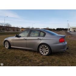 BMW 320 D, bör ses -09