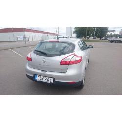 Renault Mégane III dCi 110 Exception EDC 5-d -14