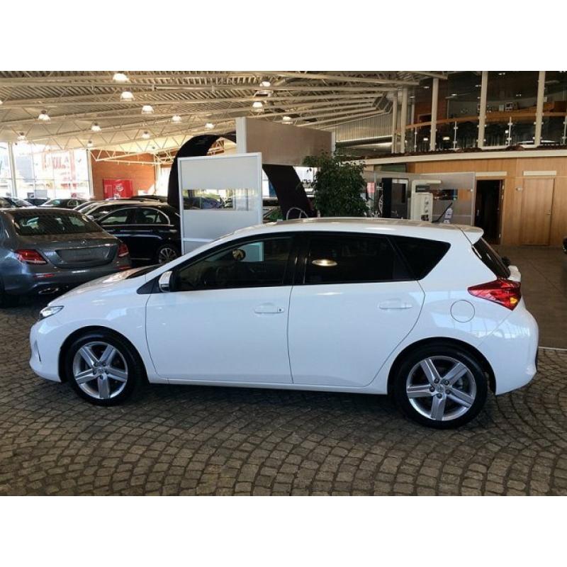 Toyota Auris 1,6 5d Aut Valvematic (132hk) -14