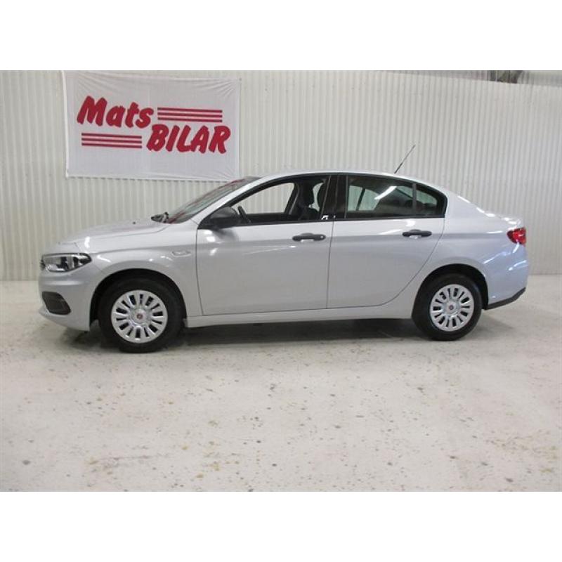 Fiat Tipo Sedan 1,4 95 hk 6 Växlad Manuell Po -16