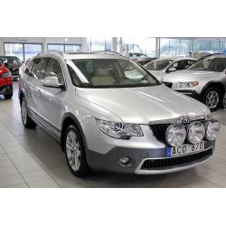 Skoda Superb Superb, 4WD II 2.0 TDI -12