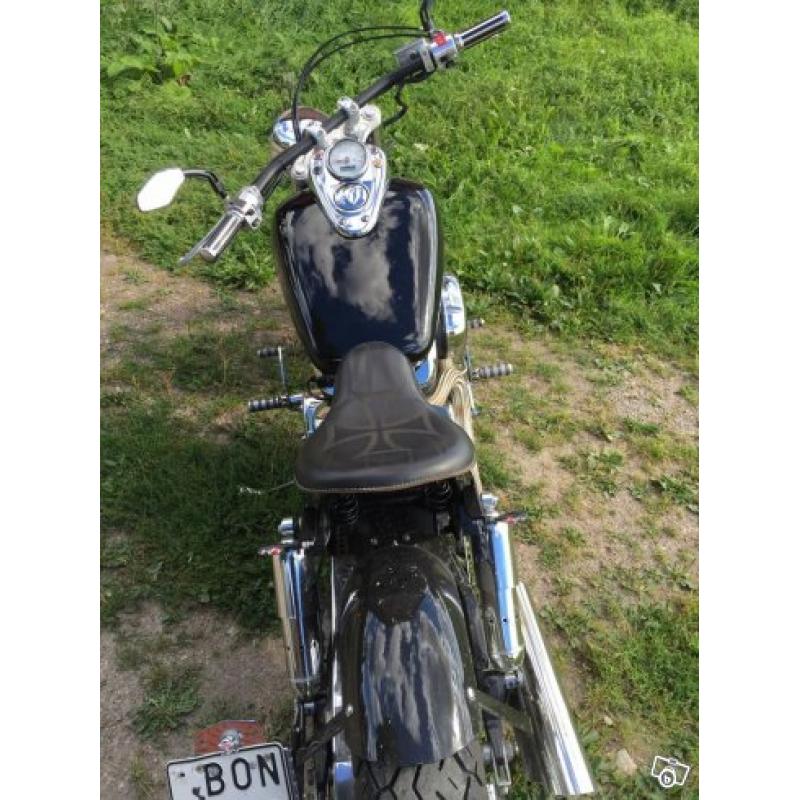 Honda shadow 750 bobber A2 -02