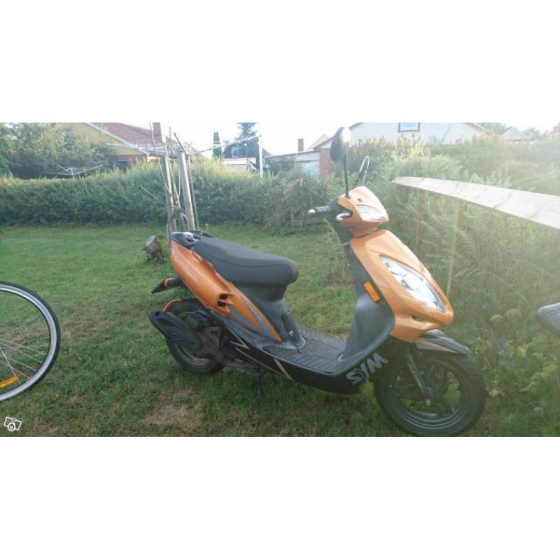 Sym jet moped -06