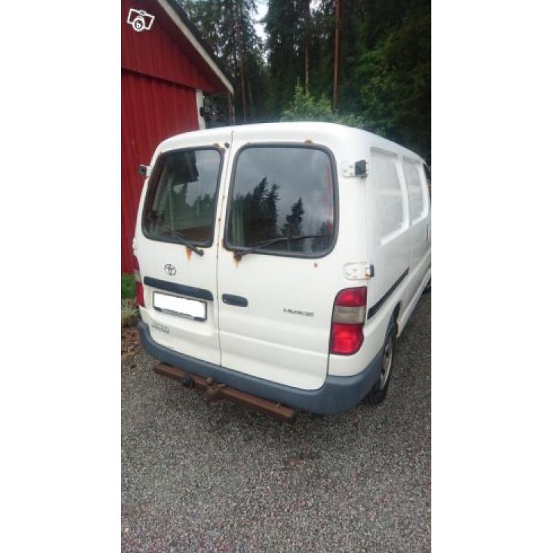 Toyota Hiace 4WD -04