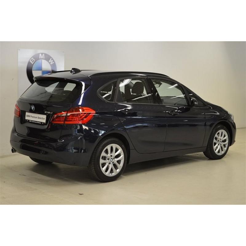 BMW 218 d Active Tourer Aut / Dragkrok/ Back -16