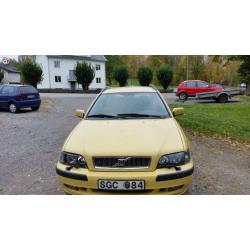 Volvo V40 2.0 T -01