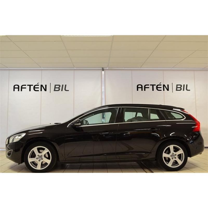 Volvo V60 D3 Kinect -11