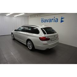 BMW 520 d Touring xDrive Panorama Winterpack -16