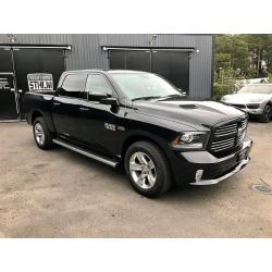 Dodge RAM Crew Cab Sport HEMI 4WD -17