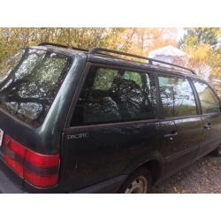 VW Passat kombi, lågmil -96