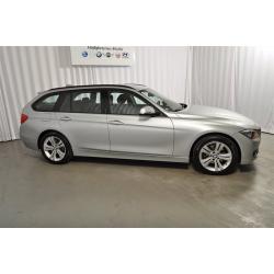 BMW 320 D xDrive Touring / Panorama -14