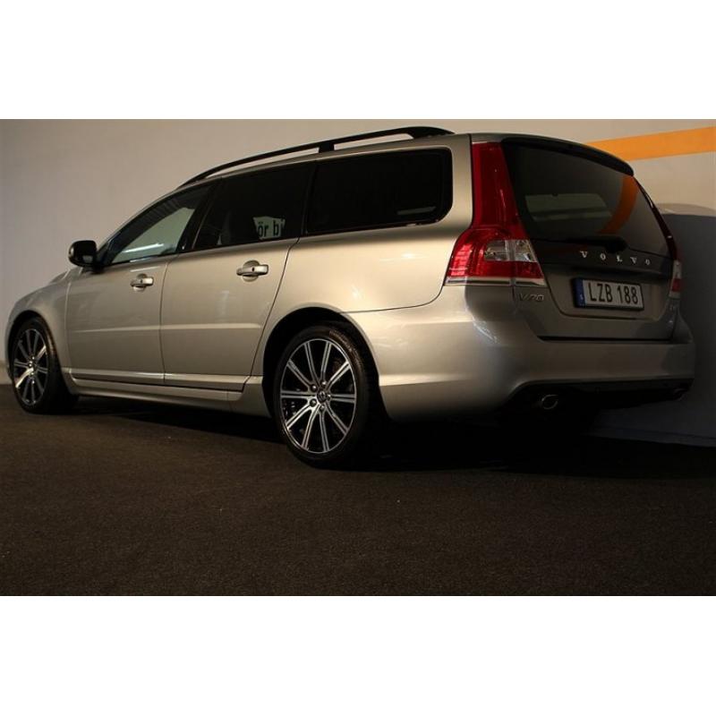 Volvo V70 II D4 Classic Sport -16