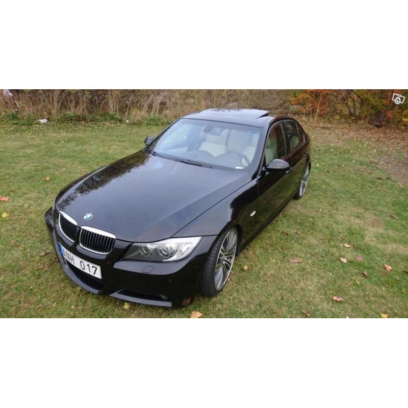 BMW 330i M-pkt, Navi, pedantägd -06