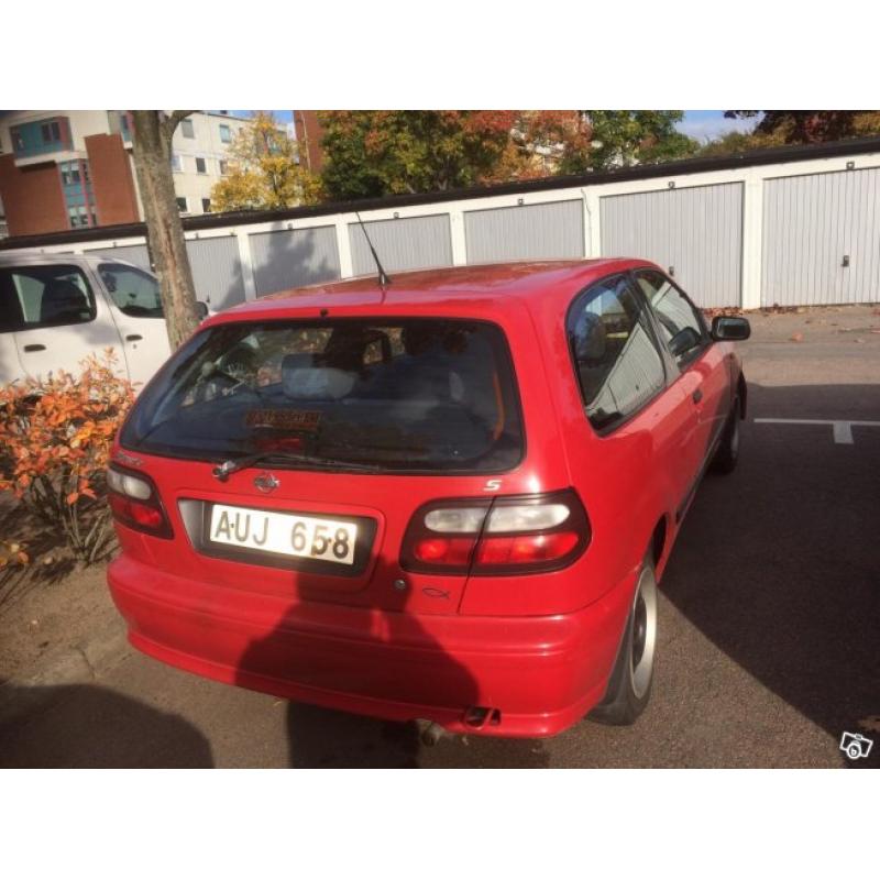 Nissan almera -99