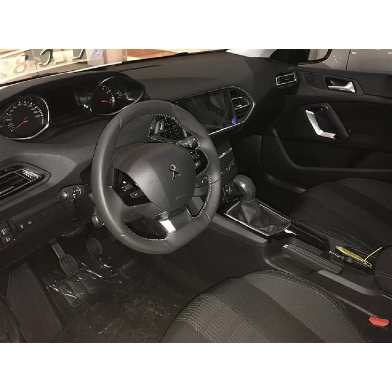 Peugeot 308 SW ACTIVE PureTech 110 Succékampa -16