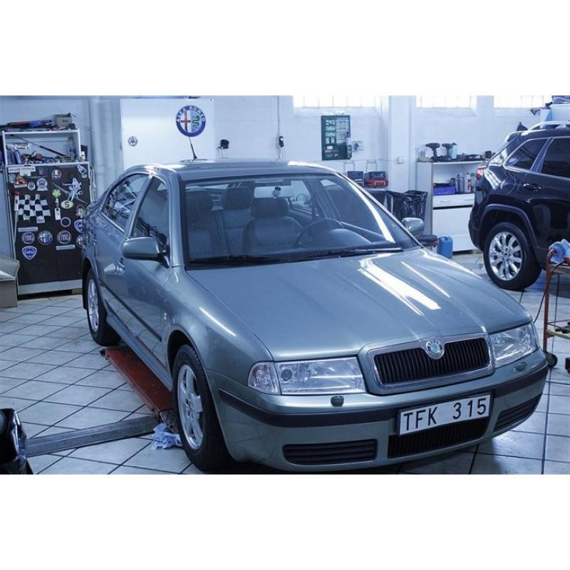 Skoda Octavia 1.6 102hk Kamrem bytt -02