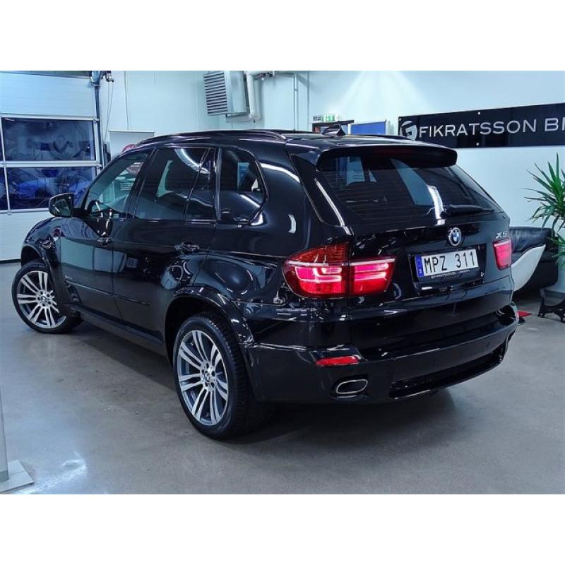 BMW X5 40D M-sport, 7sits,V-hjul,Panorama,Dra -11