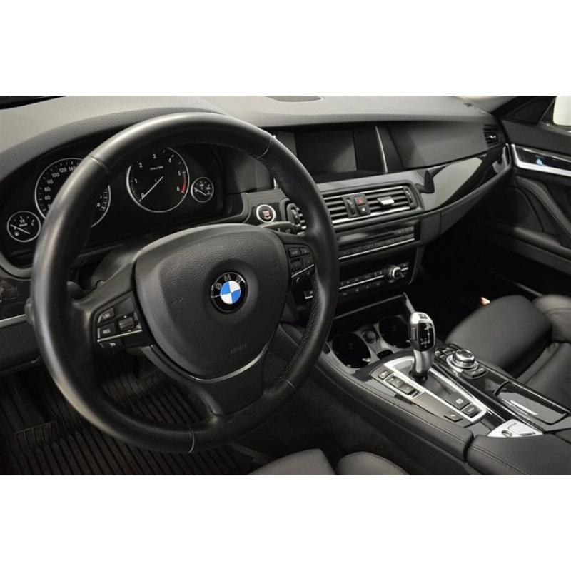 BMW 520 d Aut Touring / HiFi -14