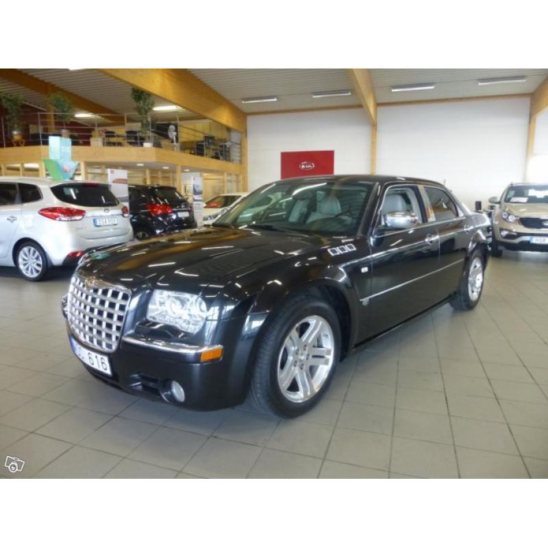 Chrysler 300c 2.7 automat skinn -06